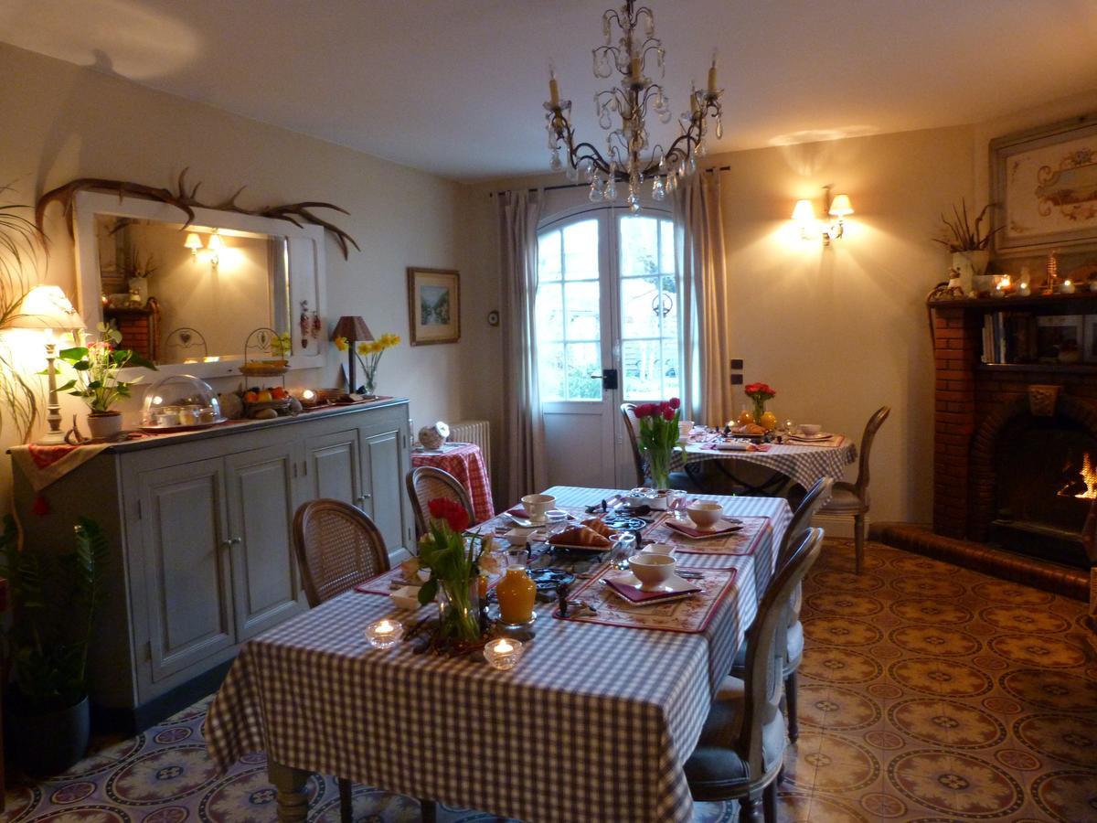 B & B Au Dela Du Temps Saint-Mamet Eksteriør bilde