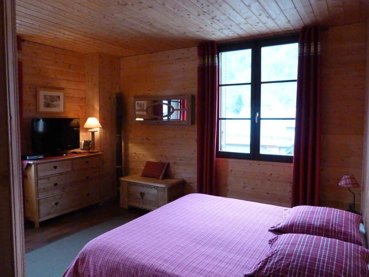 B & B Au Dela Du Temps Saint-Mamet Eksteriør bilde