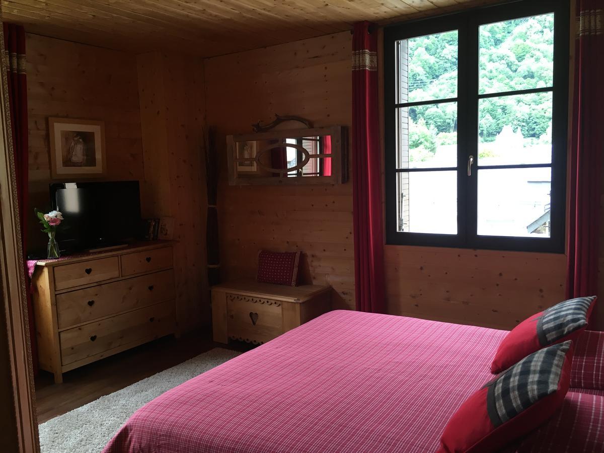 B & B Au Dela Du Temps Saint-Mamet Eksteriør bilde